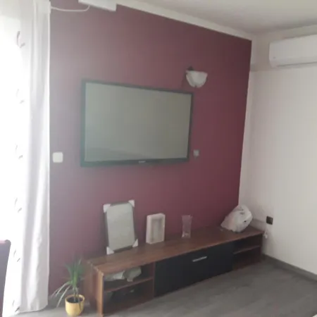 In Okrug Gornji 34370 * 特罗吉尔